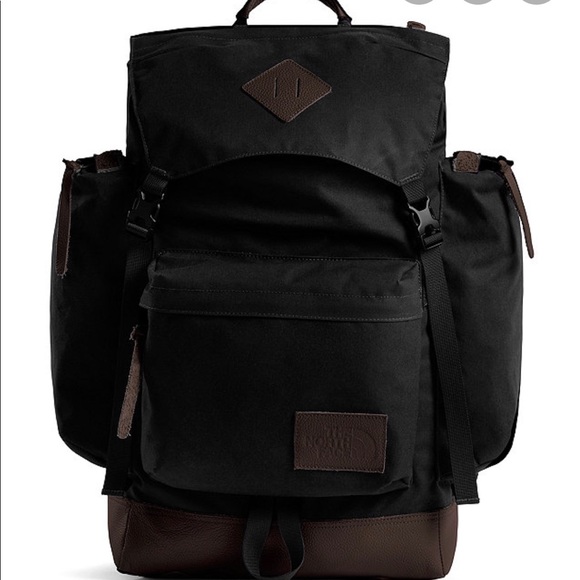 north face black rucksack